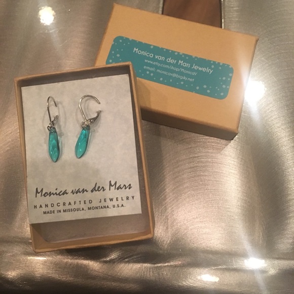 ✌🏽 Made in MT teal earrings - Picture 3 of 3